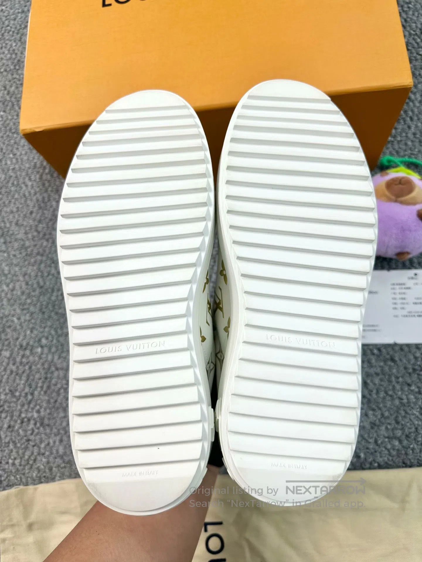 Louis Vuitton Louis Vuitton White Monogrammed Logo Leisure Sneakers| Size US 5.5 / IT 35.5 - 5 Thumbnail