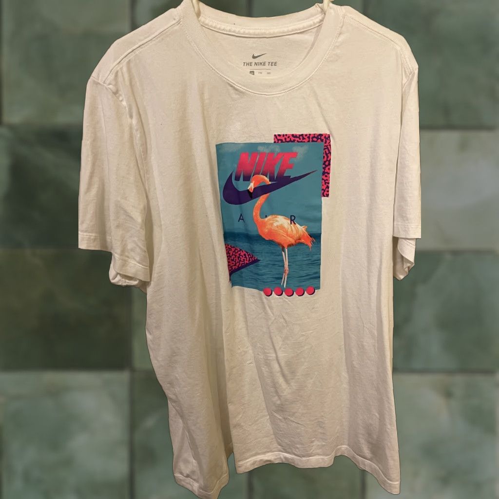 Nike Nike AIR logo Flamingo graphic t shirt Men’s Medium DD1282-100 - A67 - 90s Aloha American Beach Tropical USA California Florida Logo Sports Shirt Size US XXL / EU 58 / 5 - 1 Thumbnail