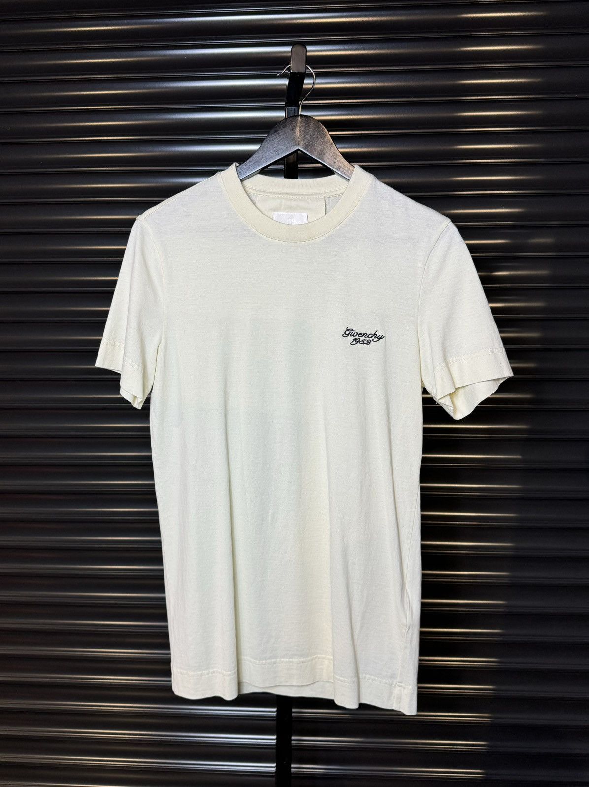 Givenchy Givenchy 1952 Embroidered Natural Tee NWT - XS Size US XS / EU 42 / 0 - 4 Thumbnail