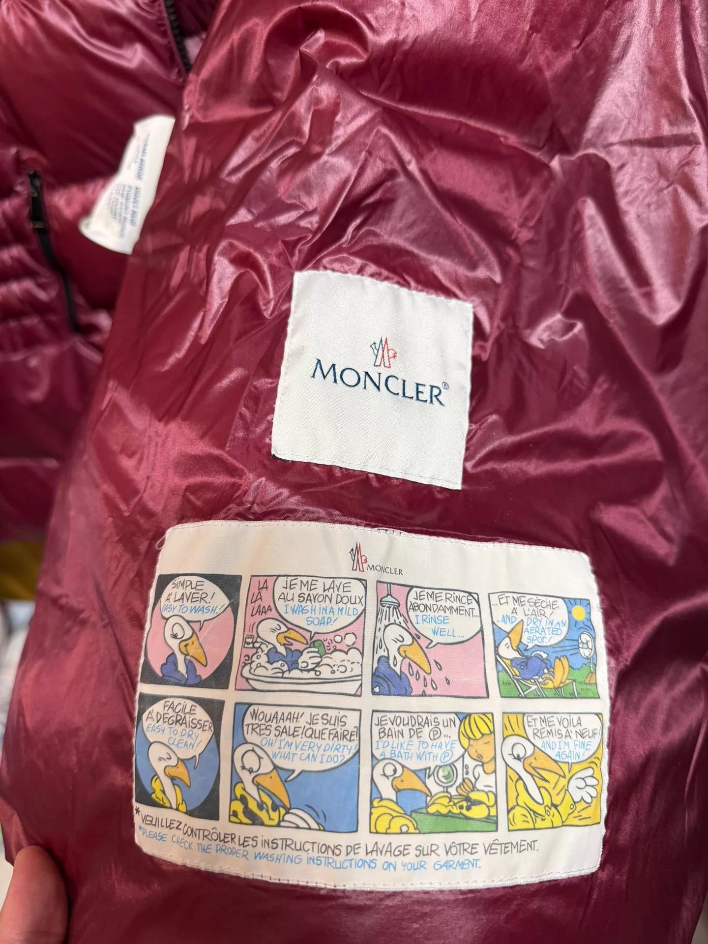 Moncler Moncler Burgundy Caped Puffer Coat Size 2 Size XS / US 0-2 / IT 36-38 - 4 Thumbnail