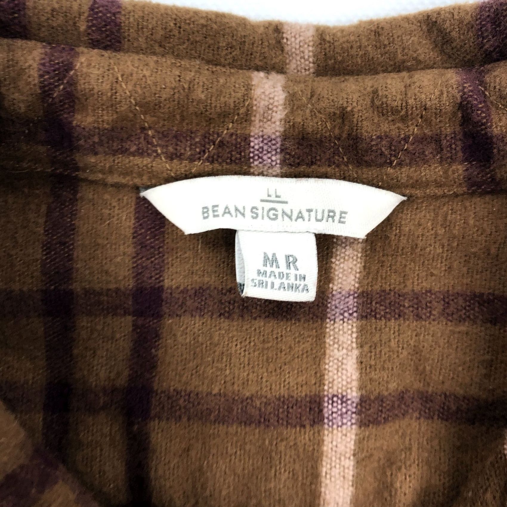 Vintage VINTAGE L.L.Bean Signature Archive Shirt Women M Brown Plaid Flannel Button-Up Size M / US 6-8 / IT 42-44 - 3 Thumbnail