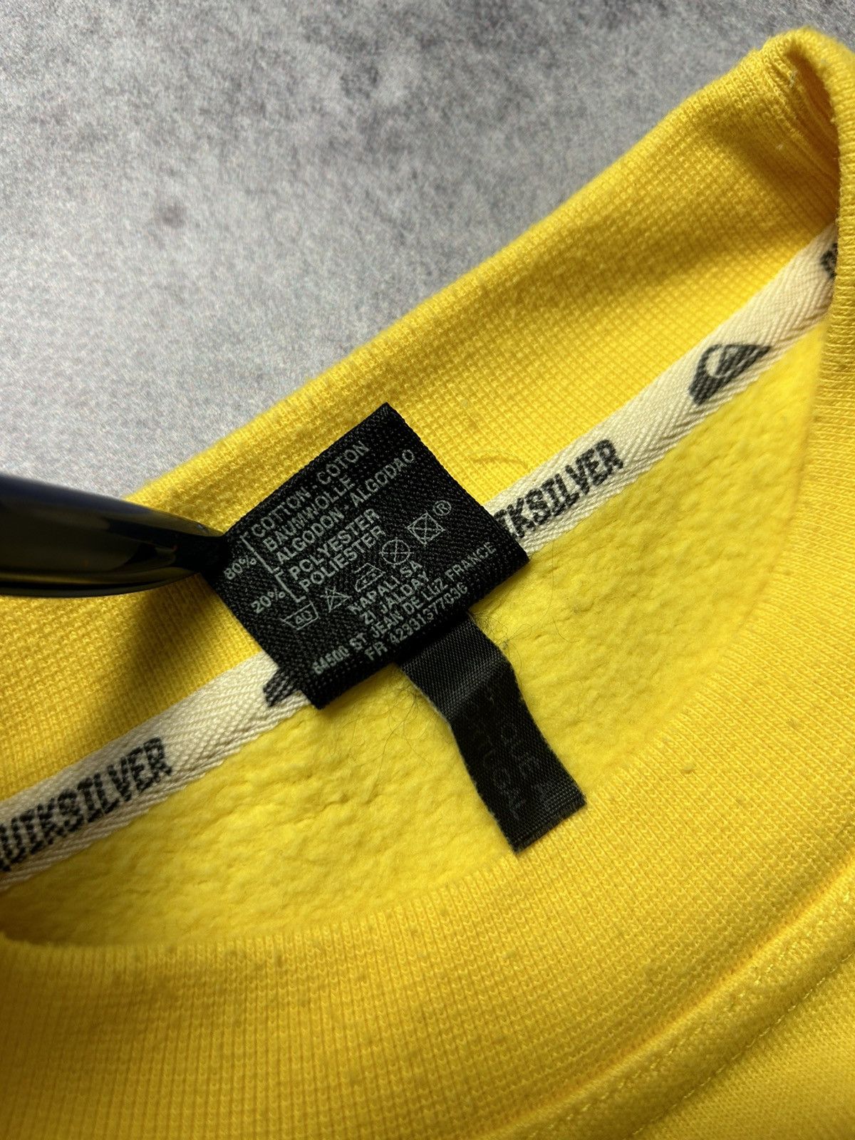 Band Tees × Quiksilver × Vintage Vtg Quiksilver The Beatles 1999s Yellow Submarine Sweatshirt Size US L / EU 52-54 / 3 - 9 Thumbnail