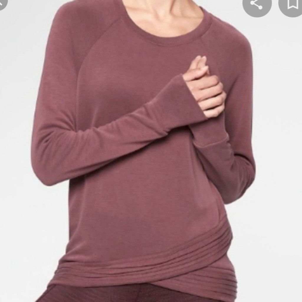 Athleta Athleta Serenity purple long sleeve workout sweatshirt sz S Size S / US 4 / IT 40 - 1 Thumbnail