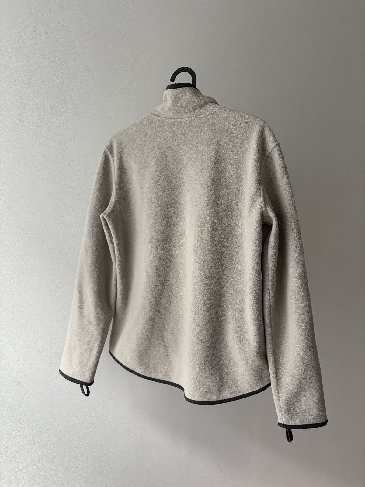Miu Miu × Prada Prada beige fleece pullover Size M / US 6-8 / IT 42-44 - 7 Thumbnail