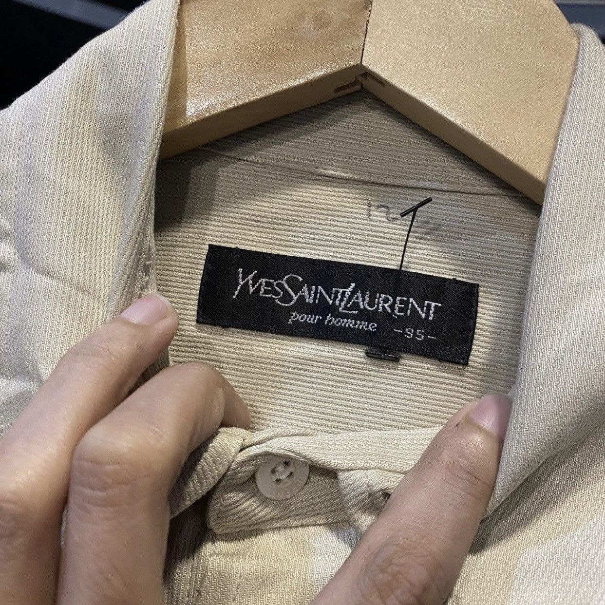 Yves Saint Laurent Vintage Yves Saint Laurent Beige Button Up Shirt Archive YSL Size US L / EU 52-54 / 3 - 10 Thumbnail