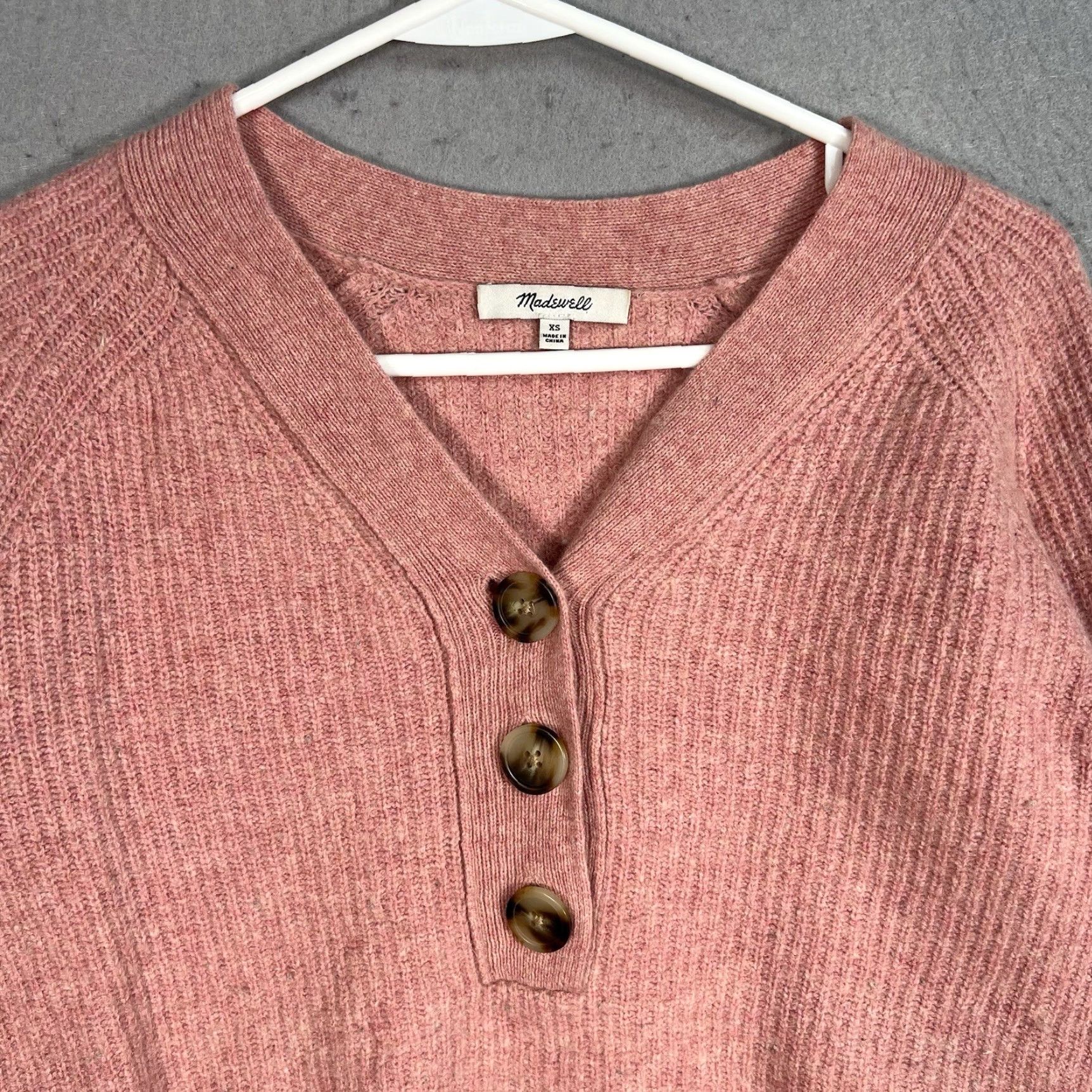 Madewell VINTAGE Madewell Merino Wool Blend Knit Sweater Womens XS Pink V Neck Pullover Size XS / US 0-2 / IT 36-38 - 2 Thumbnail