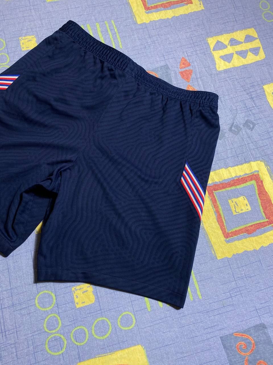 Nike Vintage Nike shorts streetwear swoosh y2k Size US 34 / EU 50 - 16 Thumbnail