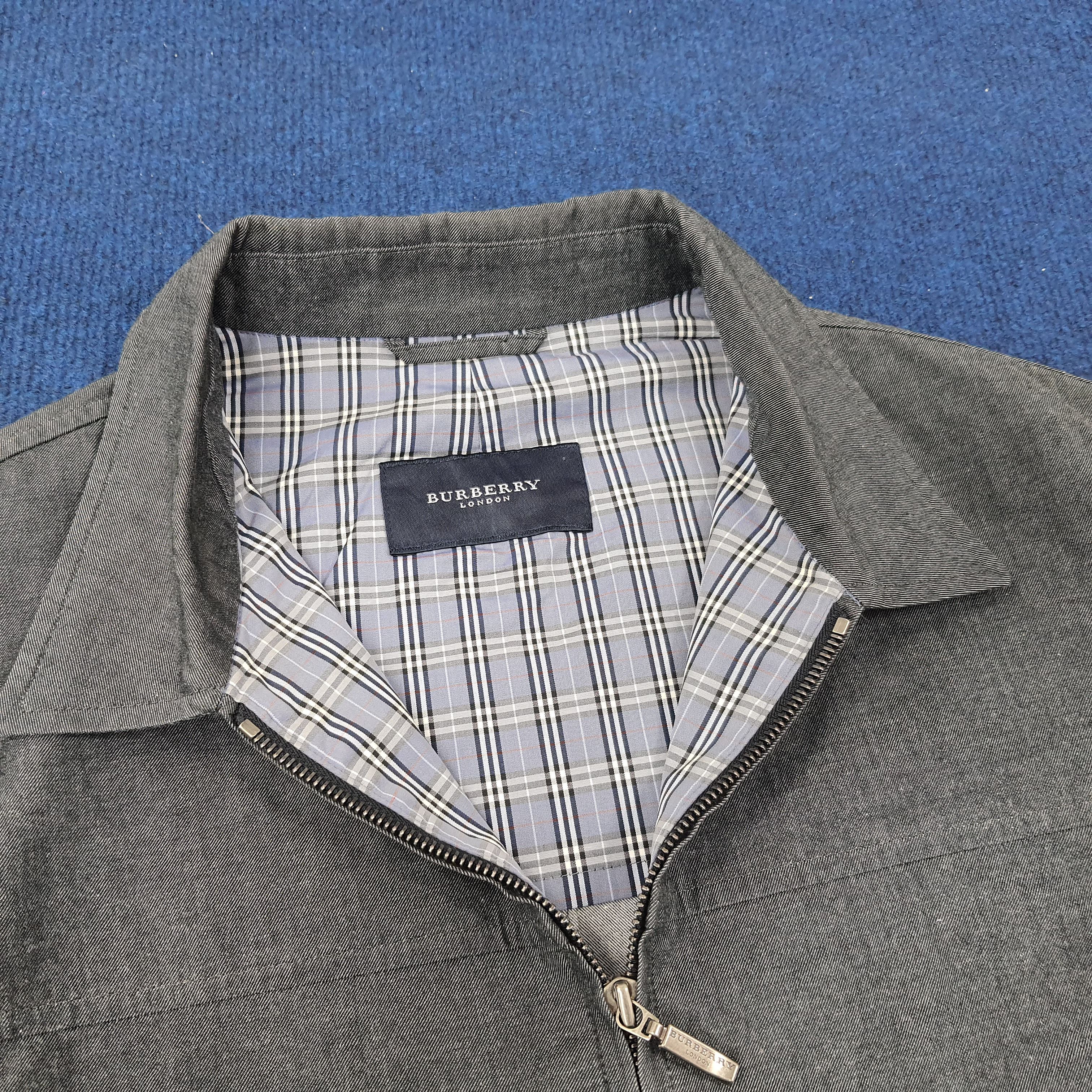 Burberry Vintage Burberry London Designer Zipper Jacket C222N17 Size US L / EU 52-54 / 3 - 6 Thumbnail