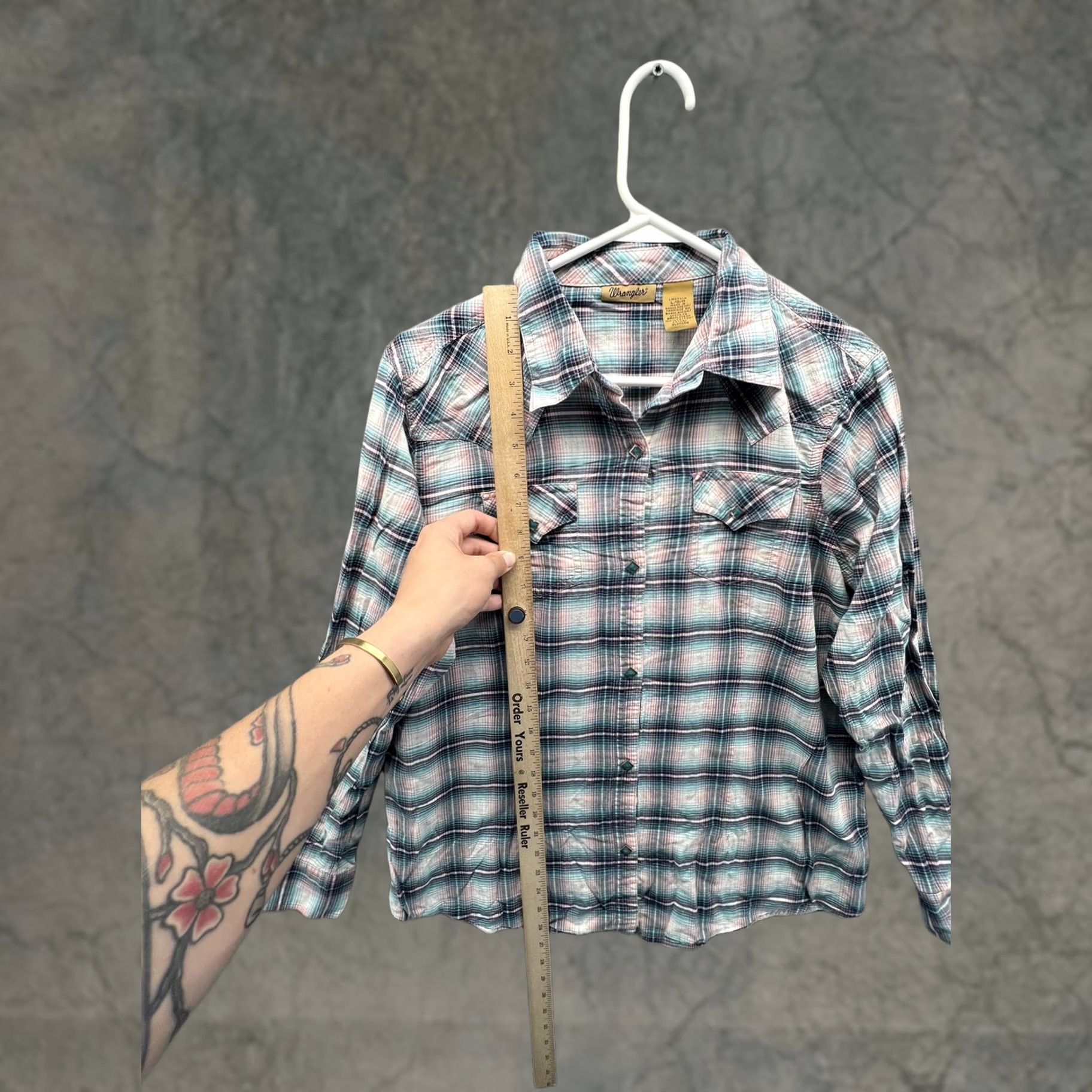 Wrangler Wrangler Shirt Womens Large Blue Plaid Button Front Long Sleeve Western Top Vintage Western Casual Womens L Plaid Blues Size L / US 10 / IT 46 - 1 Thumbnail