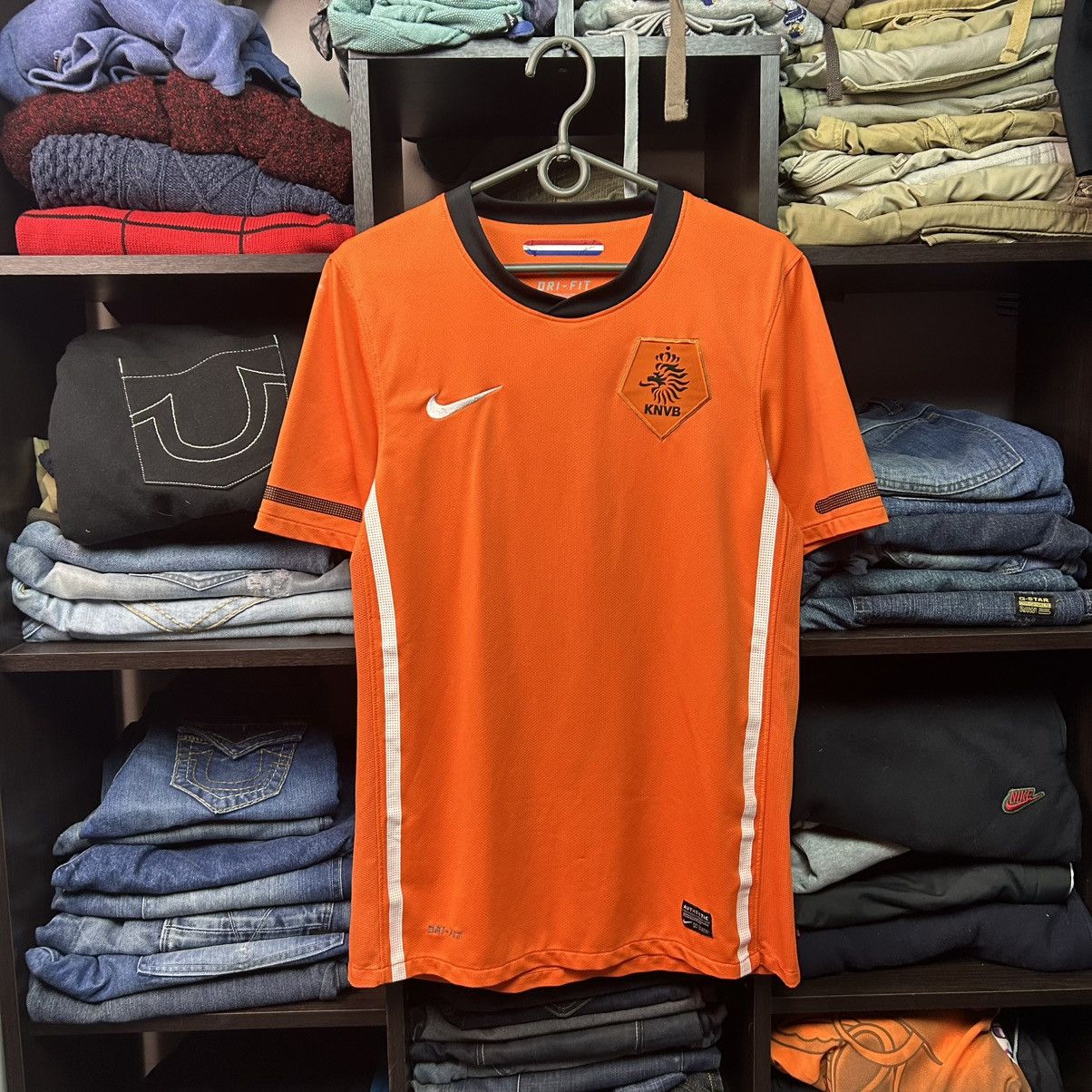 Nike Mens Nike Nederland National 2010 Soccer jersey size S Size US S / EU 44-46 / 1 - 1 Thumbnail