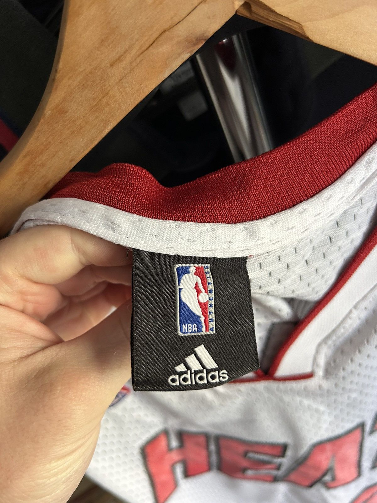Adidas × NBA Vintage Miami Heat Dwyane Wade 3 NBA Adidas Stitched Jersey Size US S / EU 44-46 / 1 - 8 Thumbnail