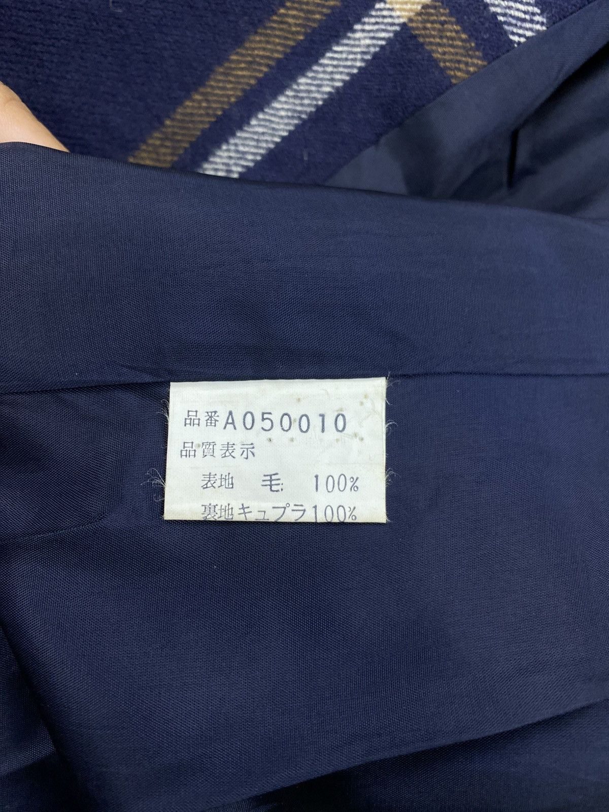 Aquascutum Vintage Aquascutum Navy Blue Plaid Coat Jacket Size M / US 6-8 / IT 42-44 - 12 Thumbnail