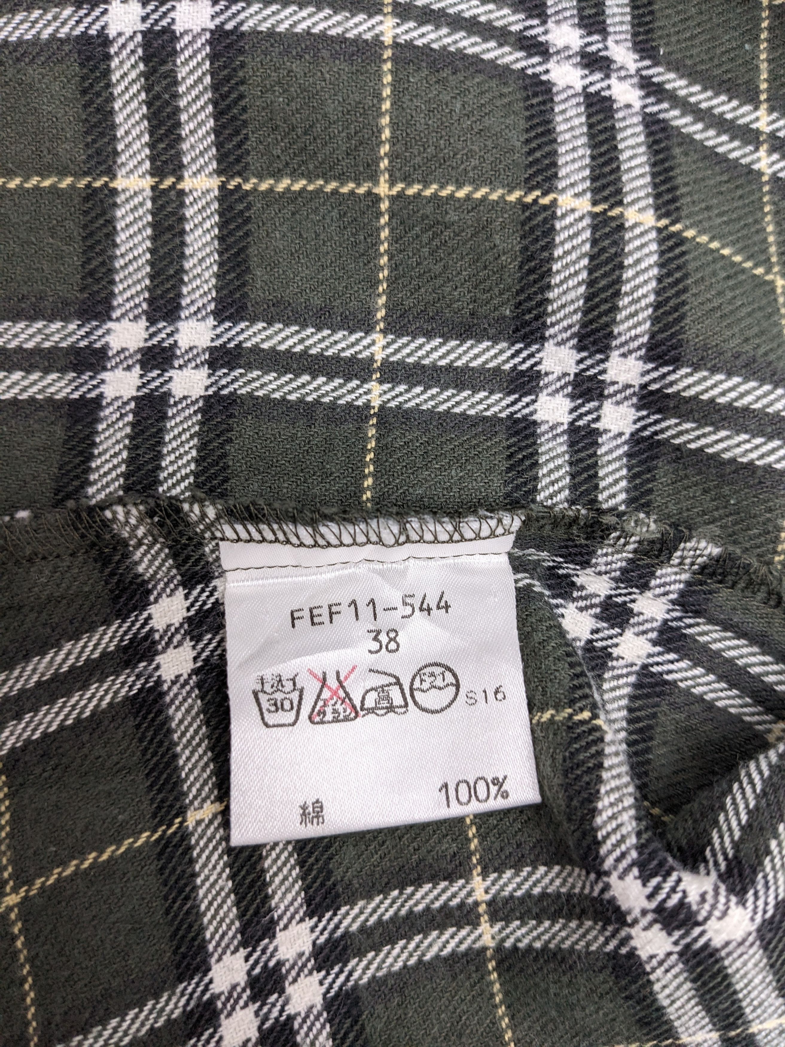 Burberry BURBERRY NOVA CHECK LONG SLEEVE TSHIRT Size XS / US 0-2 / IT 36-38 - 10 Thumbnail