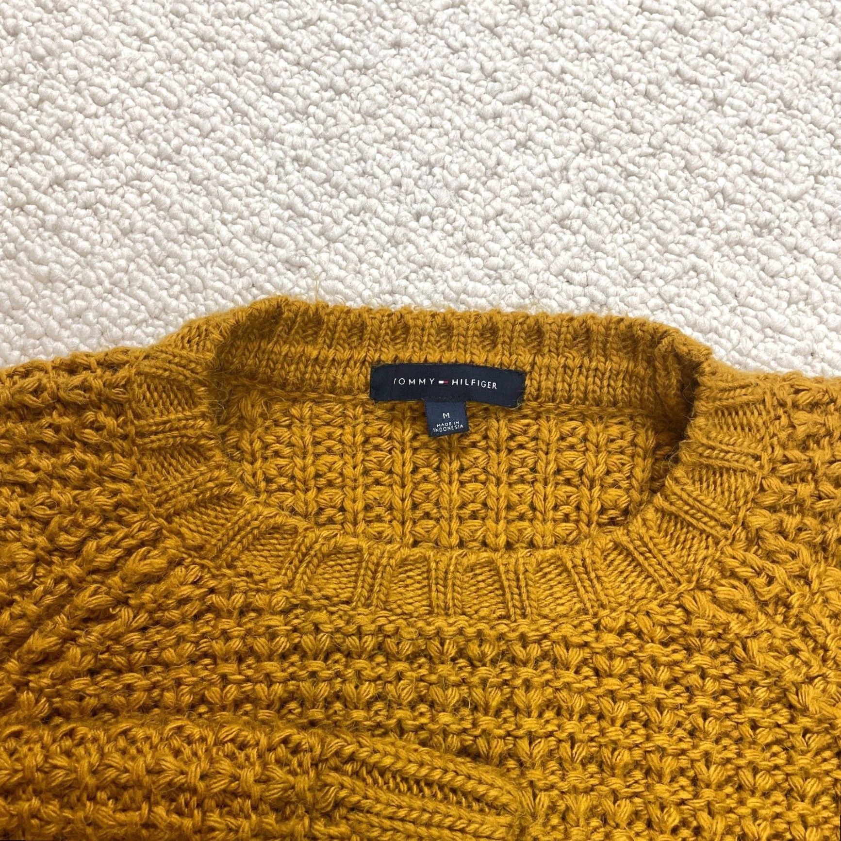 Tommy Hilfiger Tommy Hilfiger Sweater Womens M Waffle-Knit Brownish Yellow Crew Neck Wool Acrylic Size M / US 6-8 / IT 42-44 - 3 Thumbnail