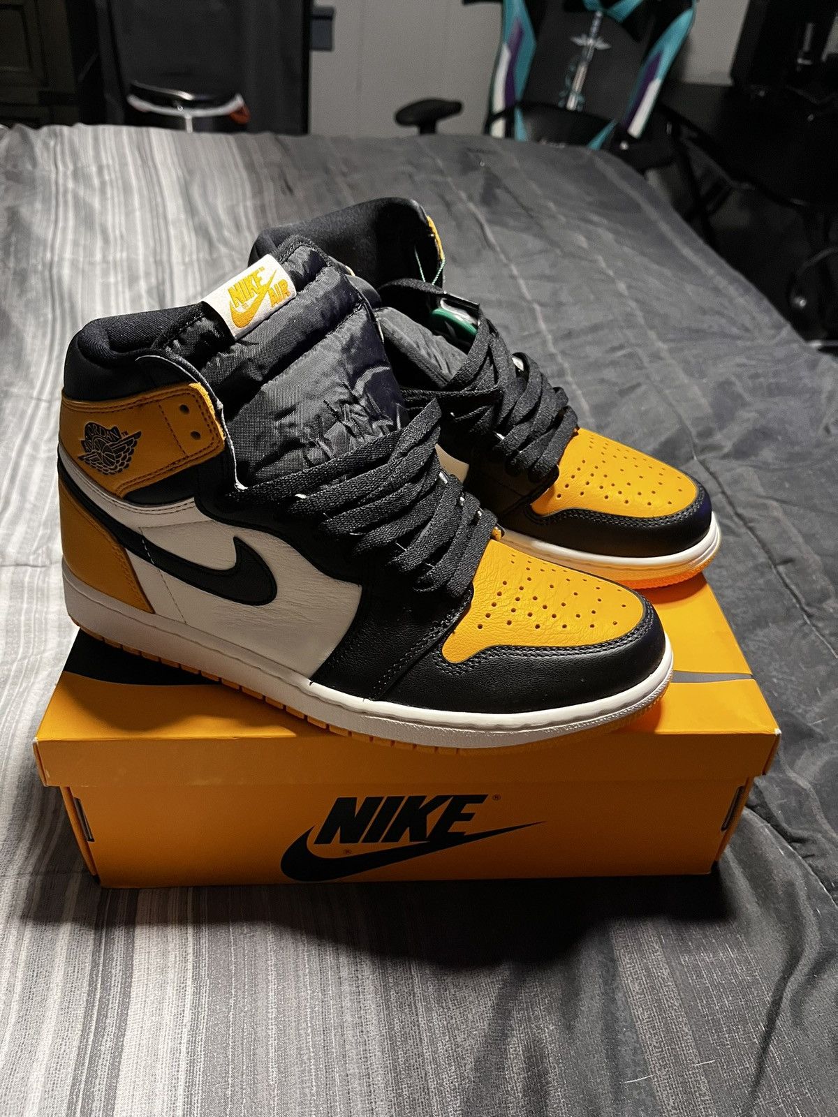 Jordan Brand Air jordan 1 retro Size US 9.5 / EU 42-43 - 1 Thumbnail