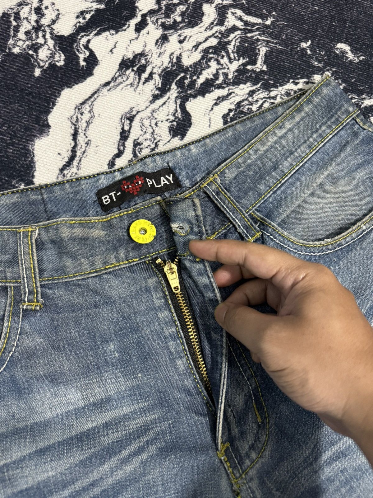 Vintage Vintage BT-play cdg distressed jeans Size US 30 / EU 46 - 18 Thumbnail