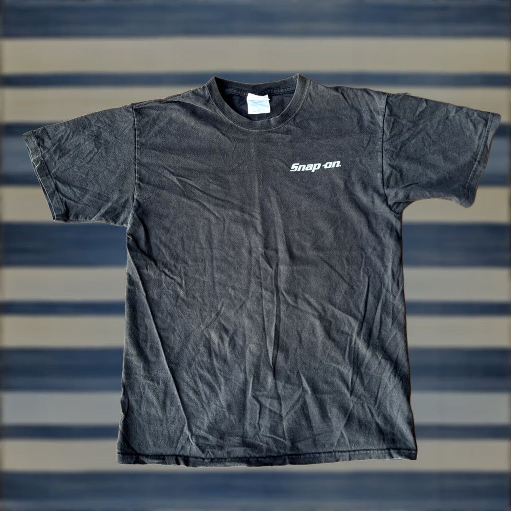 Hanes VINTAGE Hanes T-Shirt Wings Snap On Tools 90s Grunge Y2K Medium Black Unisex Adults Womens Mens Size US M / EU 48-50 / 2 - 1 Thumbnail