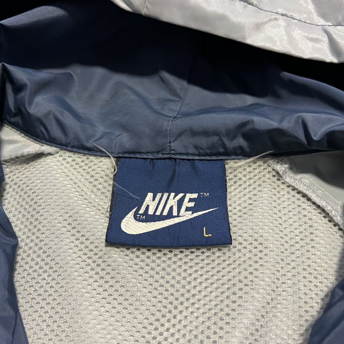 Nike Vintage 80s Nike Windbreaker Track Jacket Lightweight Logo Size US L / EU 52-54 / 3 - 8 Thumbnail