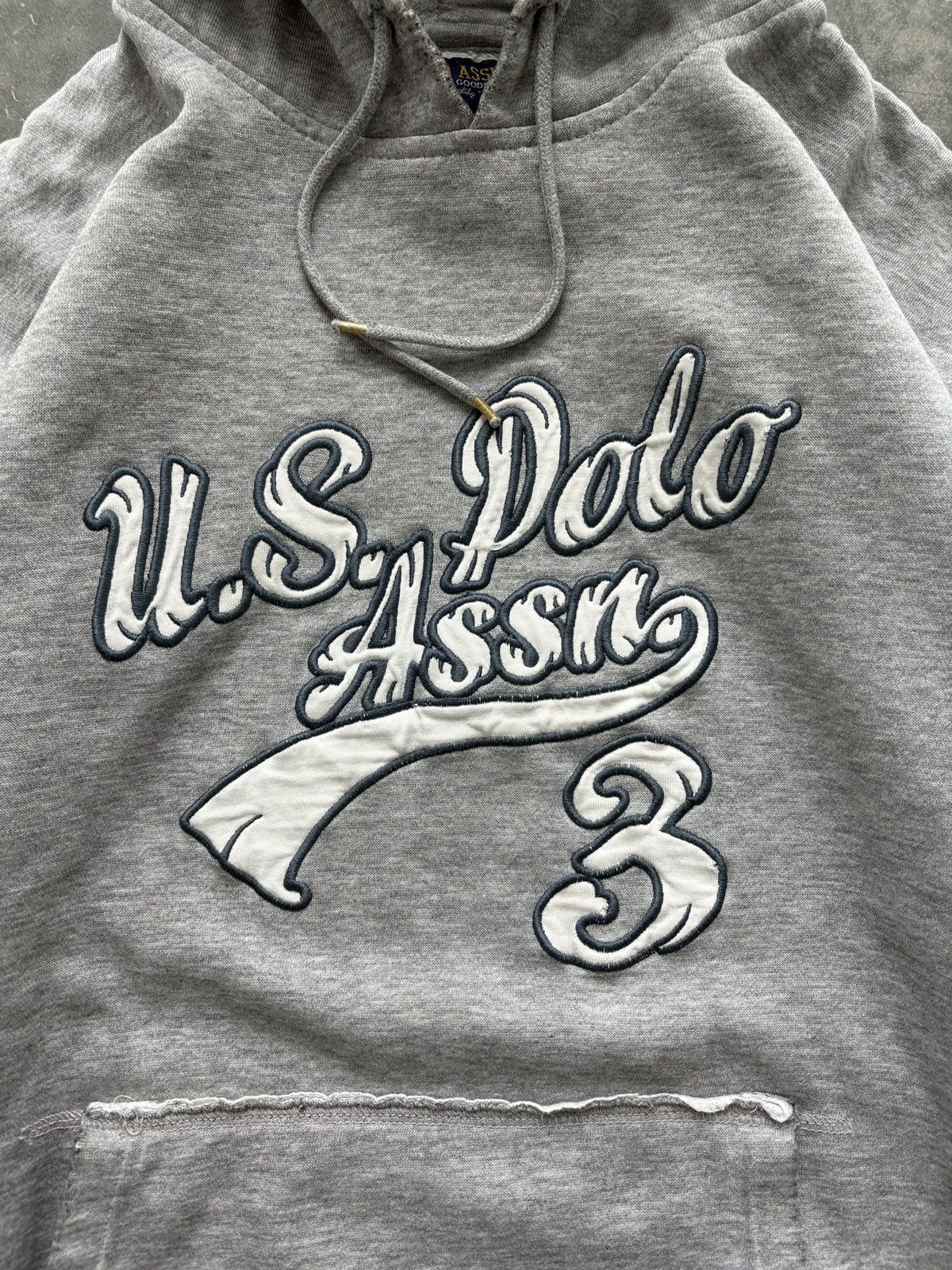 Vintage Vintage Y2K US Polo Assn Embroidered Hoodie Boxy Fit Size US XL / EU 56 / 4 - 2 Thumbnail