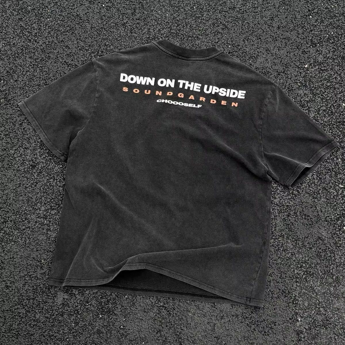 Japanese Brand × Vintage "SOUNDGARDEN" Band Punk Graphic Printed Cotton Washed Tshirt Size US L / EU 52-54 / 3 - 4 Thumbnail