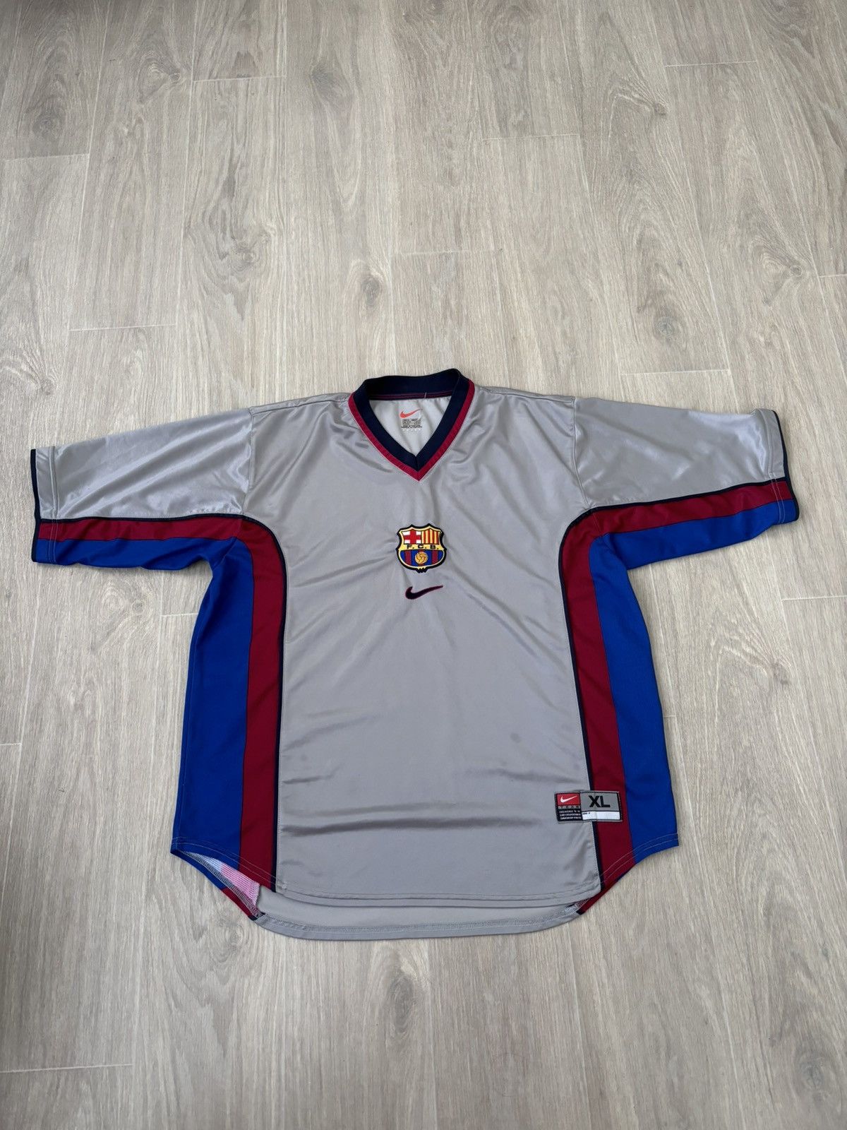 Pre-owned F C Barcelona X Nike Barcelona 1999 Vintage Soccer Jersey In Grey