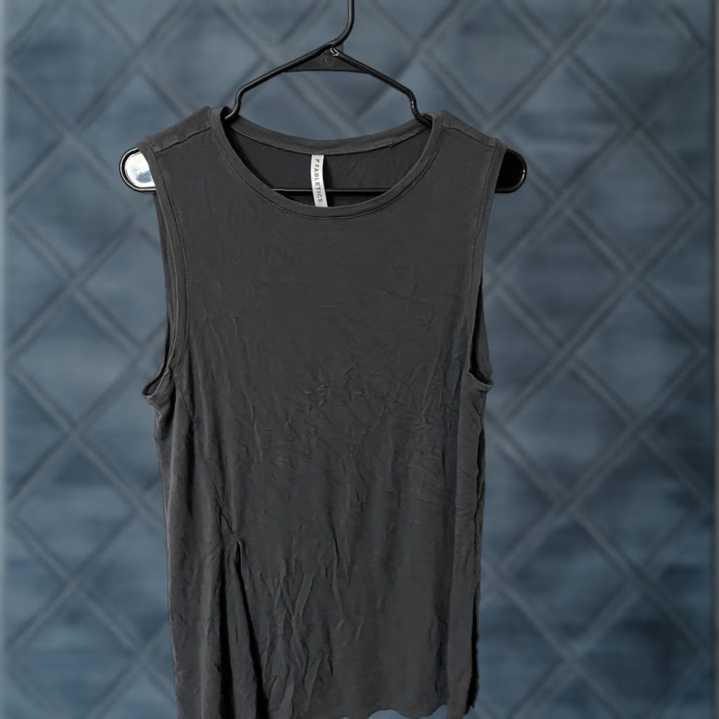 Fabletics Fabletics Tank Top Women's Small Gray Pullover Athletic Sleeveless Round Neck Tied Breathable Lightweight Jersey Activewear Casual Holiday Beach Size S / US 4 / IT 40 - 1 Thumbnail