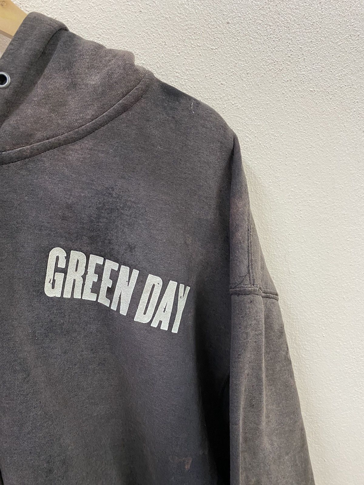 Vintage Vtg Green Day Hoodie Trashed Size US L / EU 52-54 / 3 - 5 Thumbnail