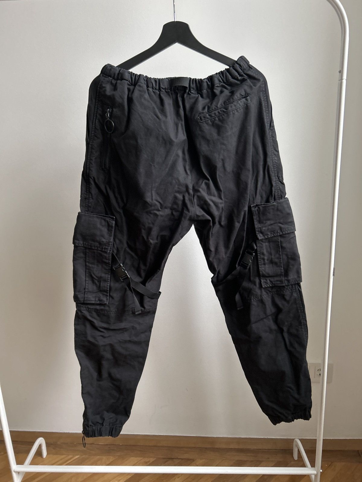 Off-White Off-white cargo Size US 32 / EU 48 - 2 Thumbnail
