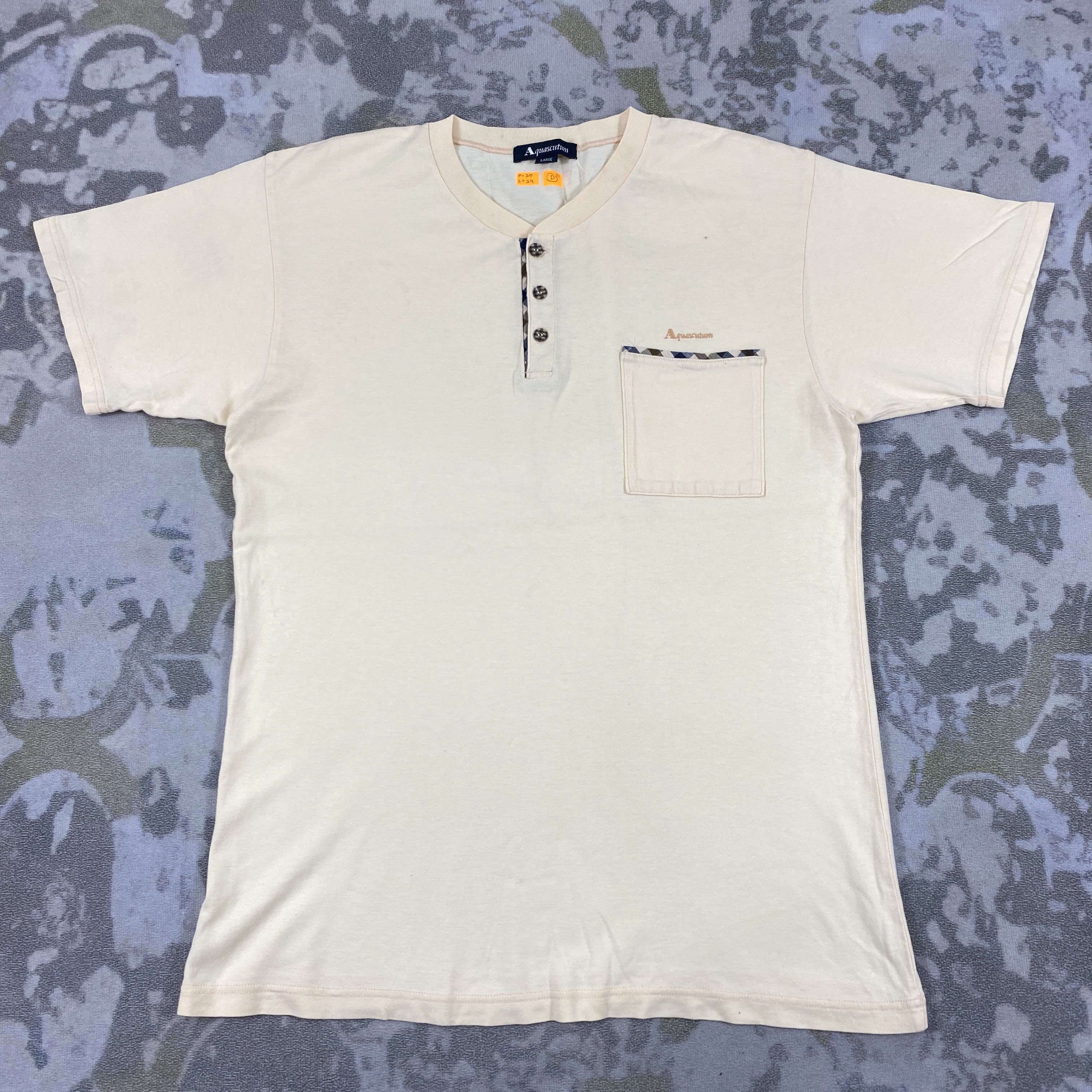 Aquascutum Vintage Aquascutum Medium T-shirt -D011 Size US M / EU 48-50 / 2 - 1 Thumbnail