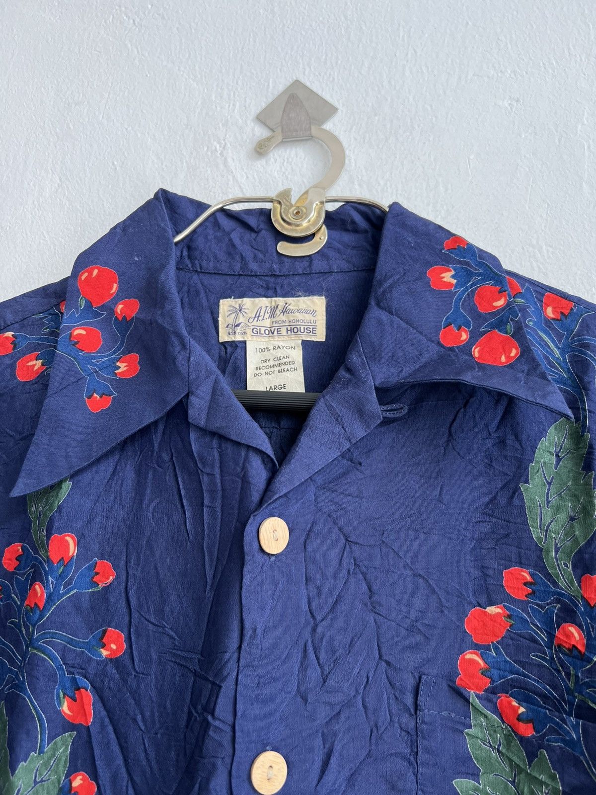 Sun Surf Special Edition Aim Hawaii "Morning Glory" Rayon Aloha Wear Size US L / EU 52-54 / 3 - 5 Thumbnail