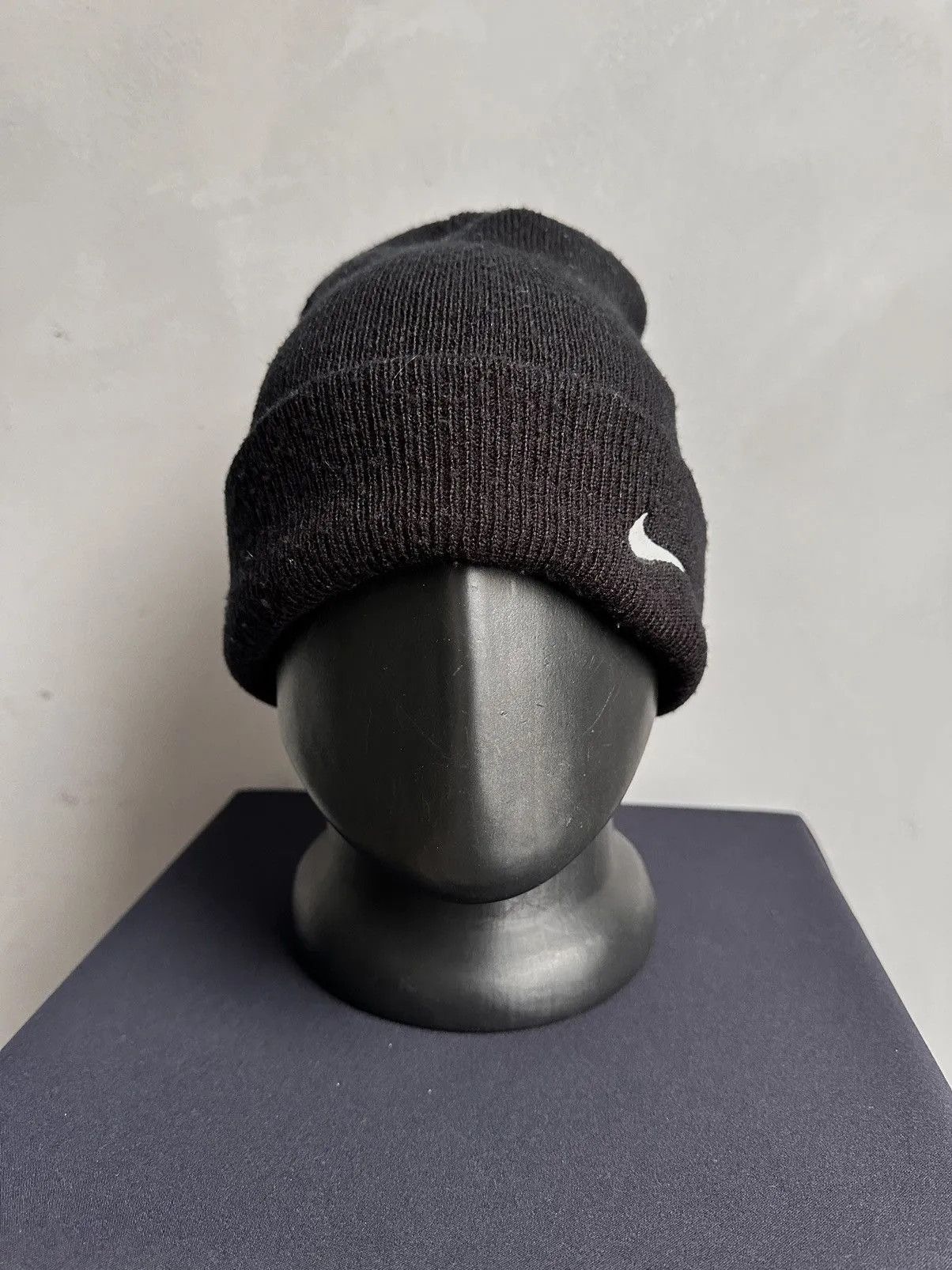 Goretex Nike White Beanie Streetwear Y2K Outdoor Arcteryx Style Size ONE SIZE - 3 Thumbnail