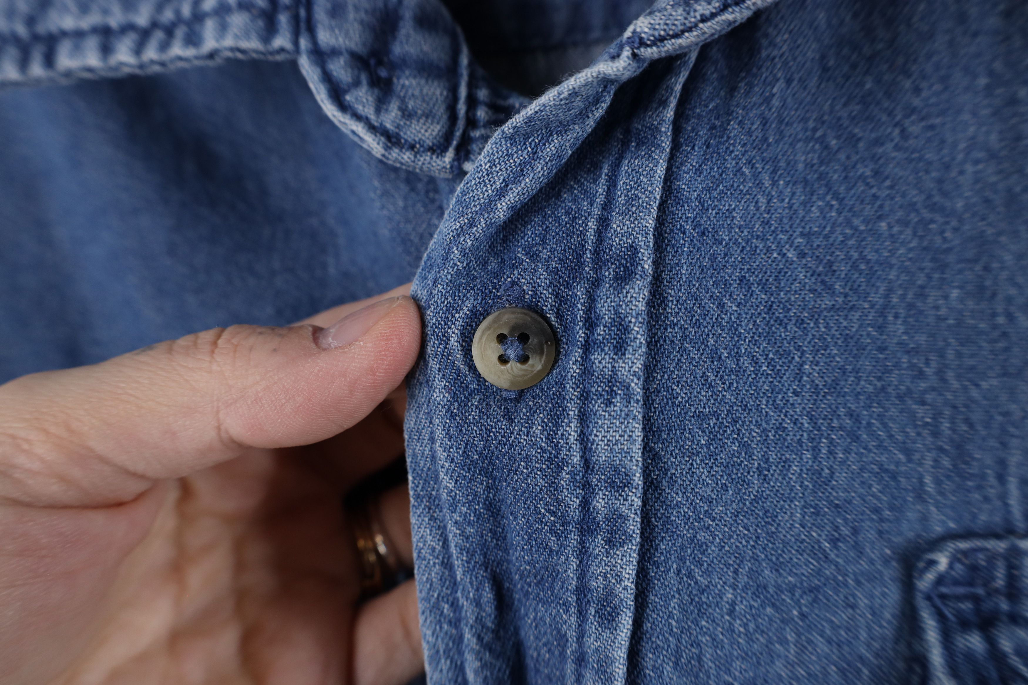 Vintage × Wrangler Vintage Wrangler Denim Jean Button Shirt Blue Cotton Size US L / EU 52-54 / 3 - 8 Thumbnail