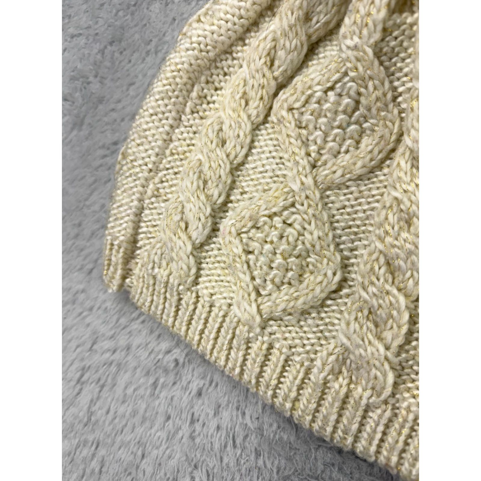 Vintage Womens Beanie Toque One Size Ivory Gold Metallic Knit Acrylic Snow Ski Camping Size ONE SIZE - 3 Thumbnail