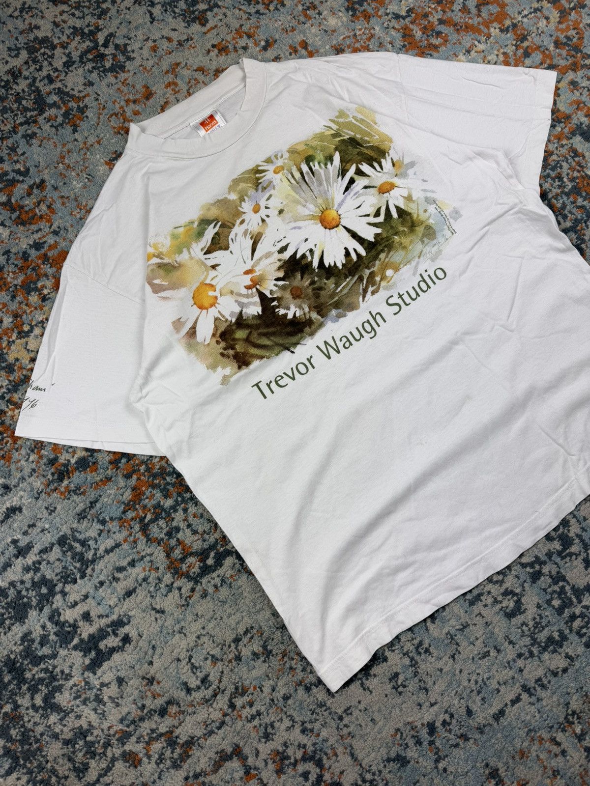 Vintage Vintage 1996 Daisy Cham by Trevor Waugh graphic art tee Size US XL / EU 56 / 4 - 2 Thumbnail