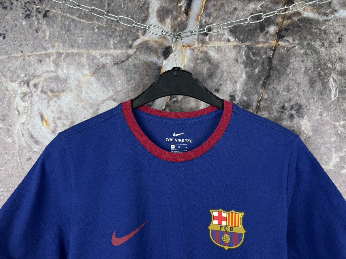 Nike Men’s Nike Football T-Shirt FCB Soccer Barcelona Size Medium Size US M / EU 48-50 / 2 - 2 Thumbnail