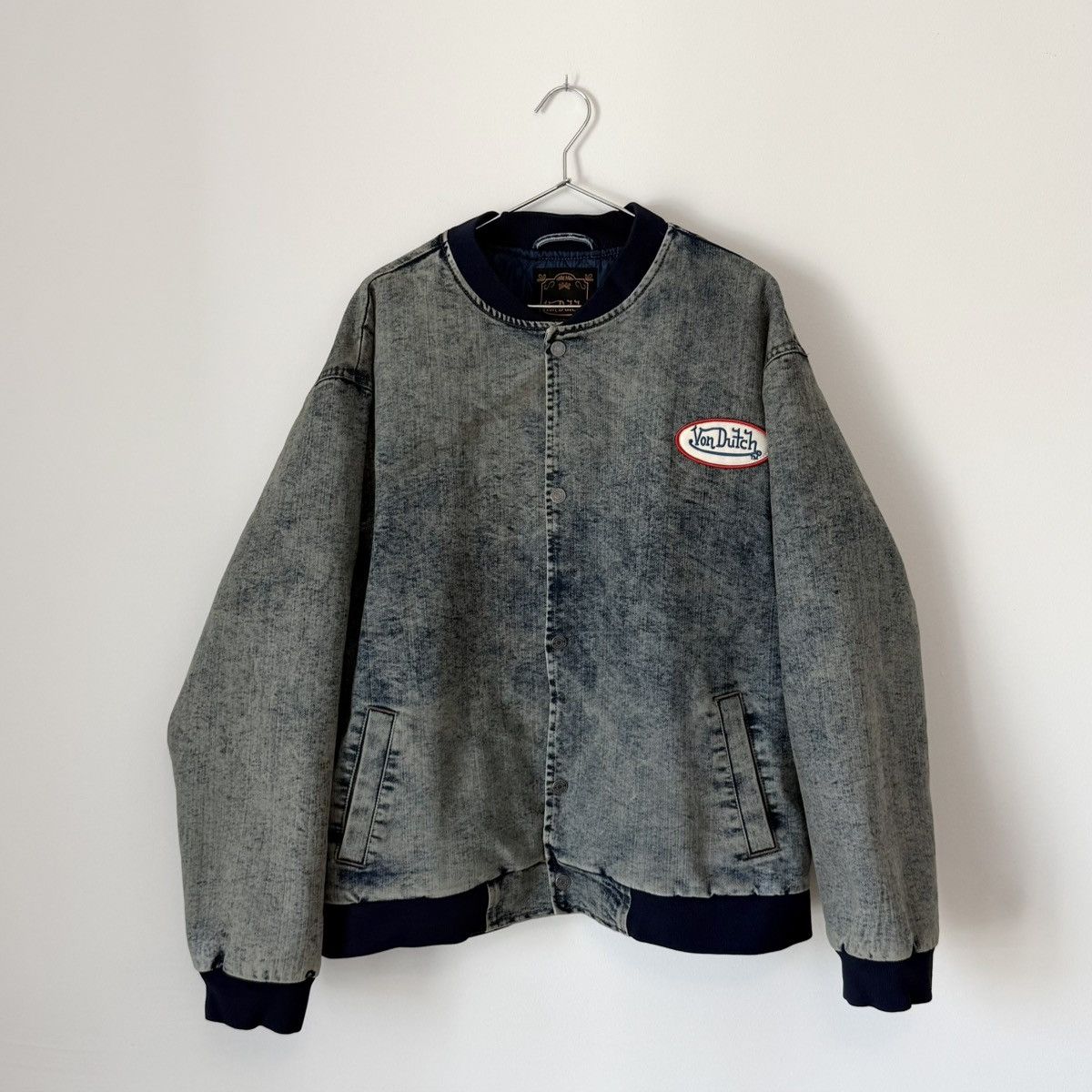 Von Dutch NWT Von Dutch Washed Denim Bomber Jacket Logo Patch Size US L / EU 52-54 / 3 - 2 Thumbnail