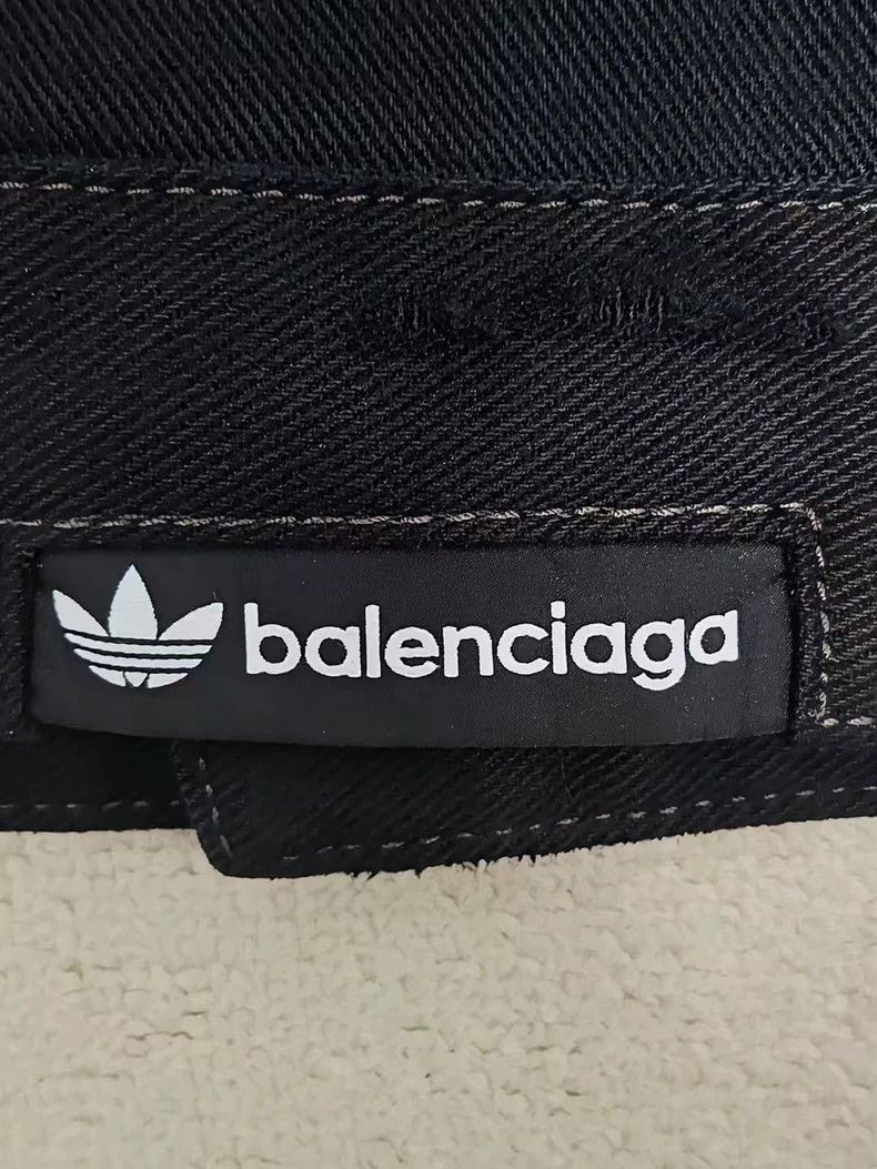 Balenciaga Balenciaga x Adidas fashion show washed black denim jacket- Size US S / EU 44-46 / 1 - 4 Thumbnail