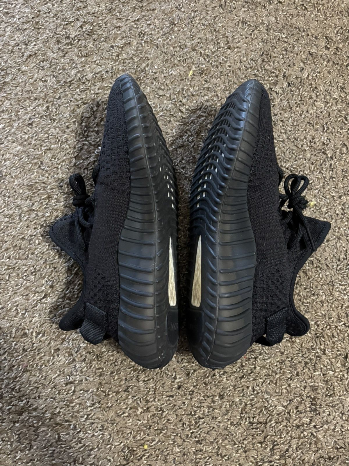 Yeezy adidas Yeezy Boost 350 V2 Onyx Size 9 - NO BOX Size US 9 / EU 42 - 4 Thumbnail
