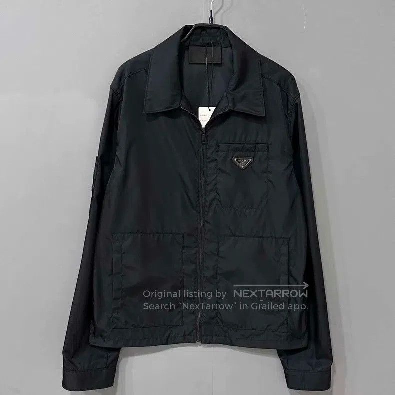 Prada Prada Black recycled nylon triangle label jacket Size US M / EU 48-50 / 2 - 2 Thumbnail