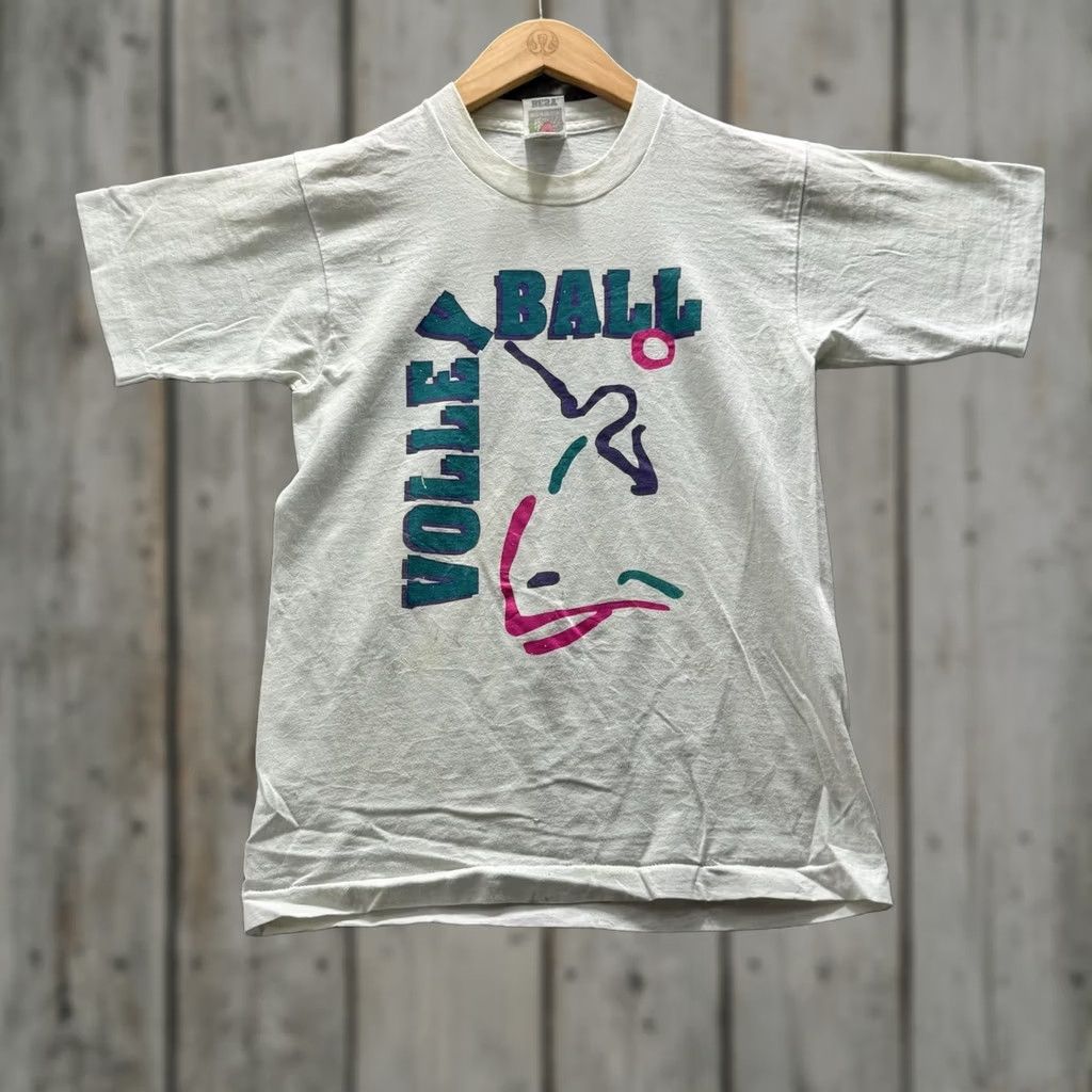 Vintage VINTAGE Volleyball Shirt Mens M White Graphic Tee Crewneck Cotton Jersey SS 90s Size US M / EU 48-50 / 2 - 1 Thumbnail