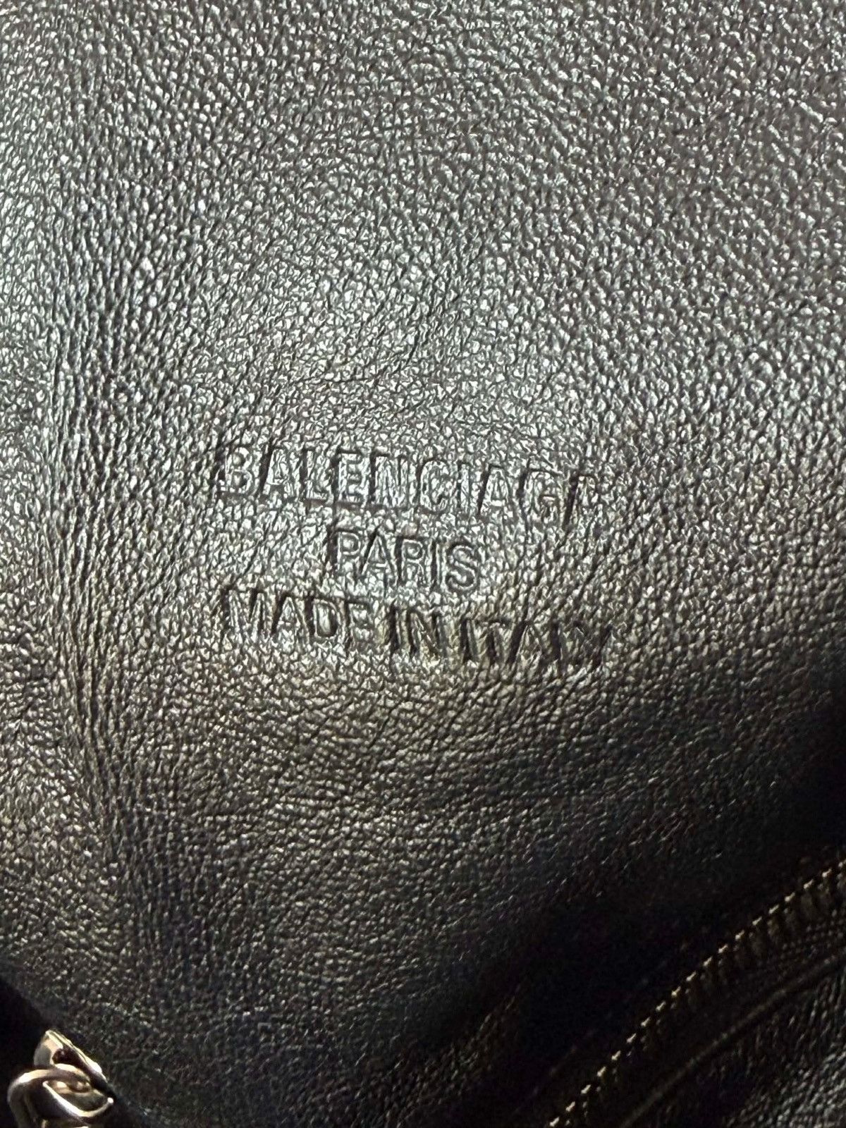 Balenciaga Balenciaga Spring/Summer 2025 Garde Robe Shirt Bag Size ONE SIZE - 10 Thumbnail