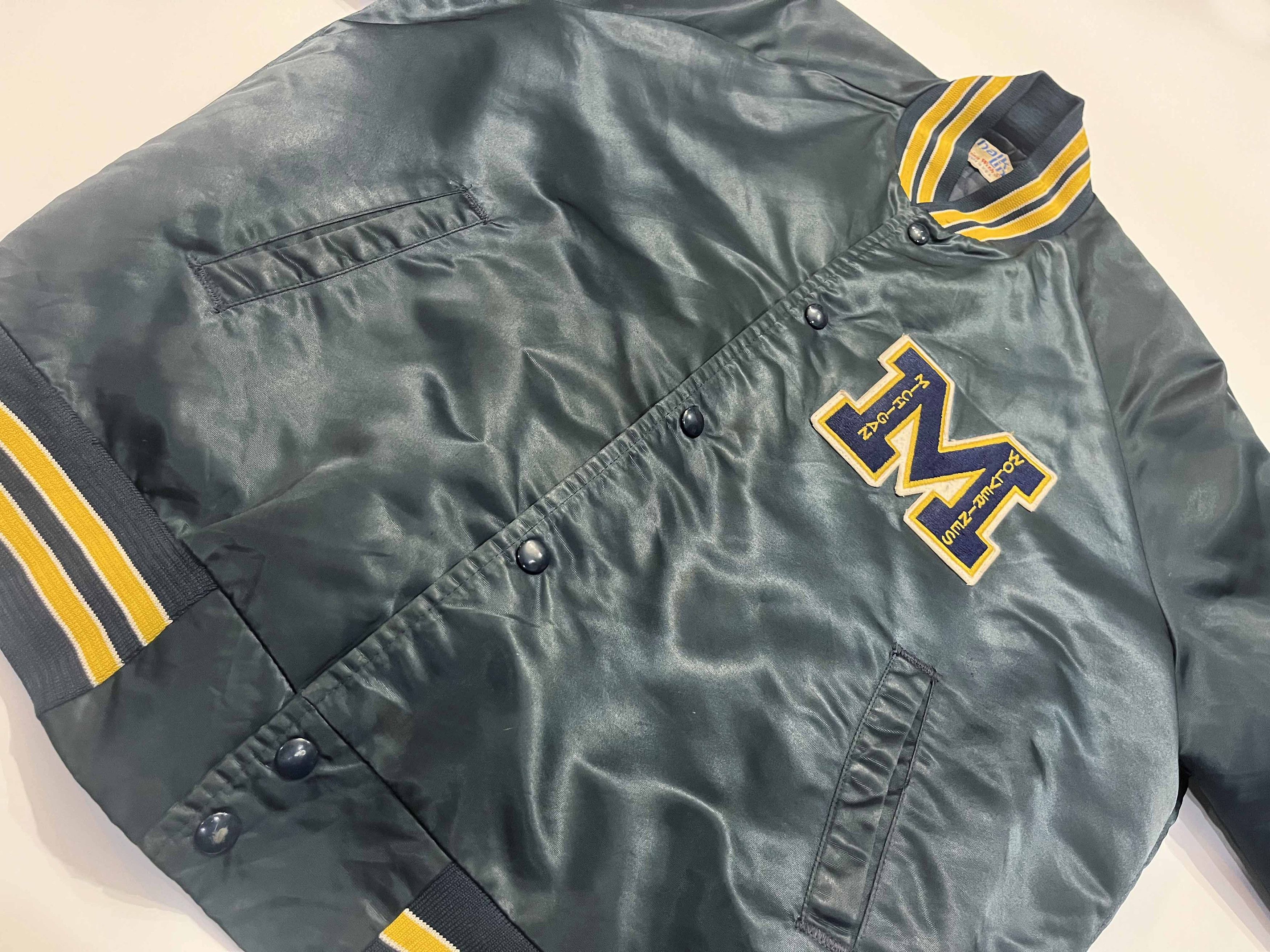 Chalk Line Vintage Chalk Line Michigan Wolverines NCAA Bomber Jacket Size US L / EU 52-54 / 3 - 10 Thumbnail