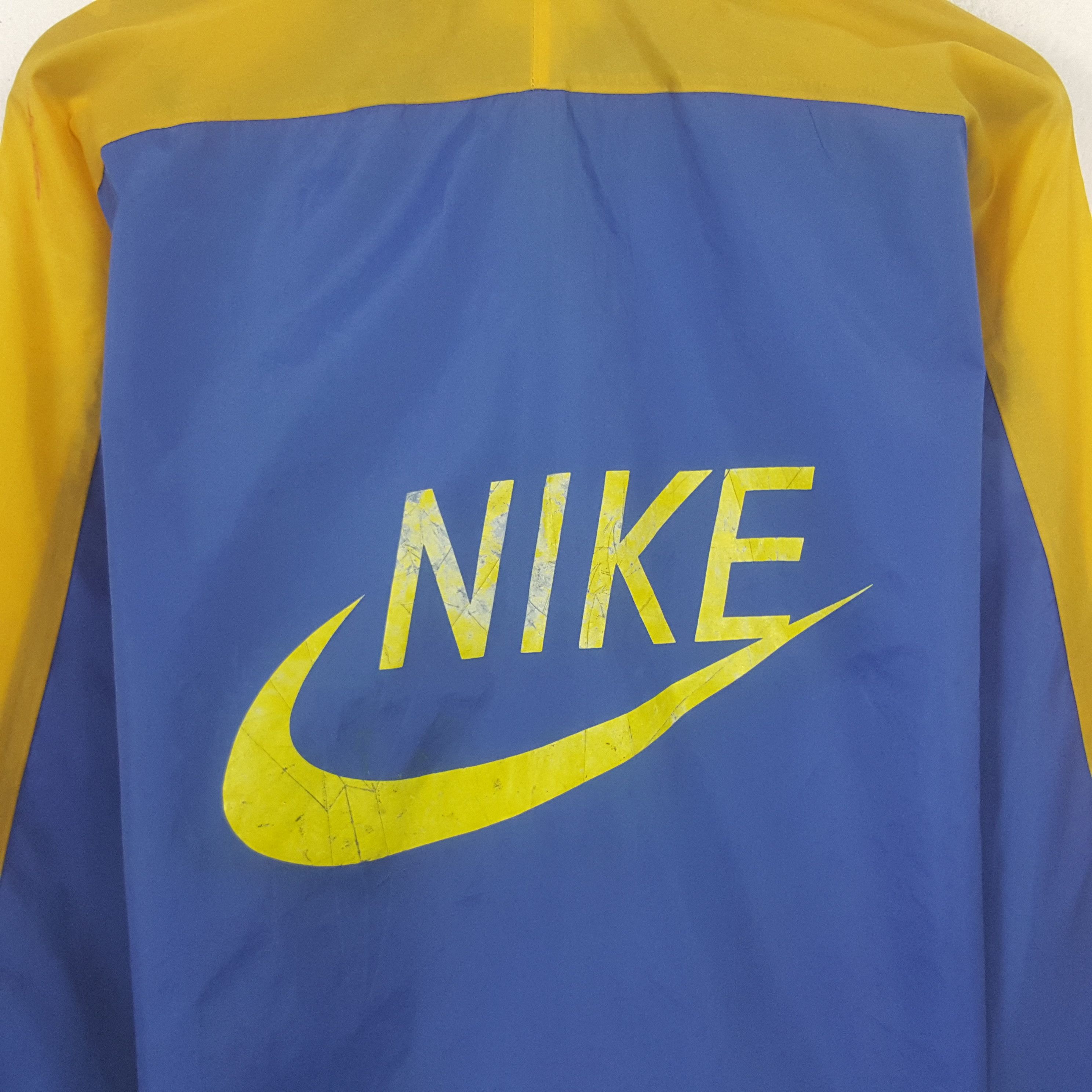 Nike Vintage Nike Big Swoosh Windbreaker Jacket Size US M / EU 48-50 / 2 - 2 Thumbnail