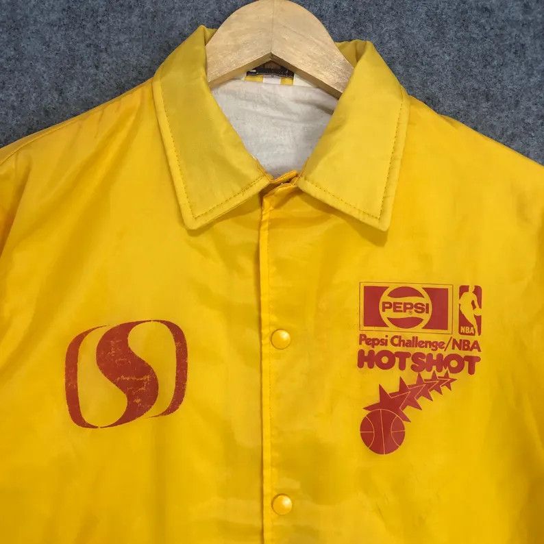 Vintage Vintage Pepsi Challenge NBA Hotshot Jacket Staff Size US S / EU 44-46 / 1 - 4 Thumbnail