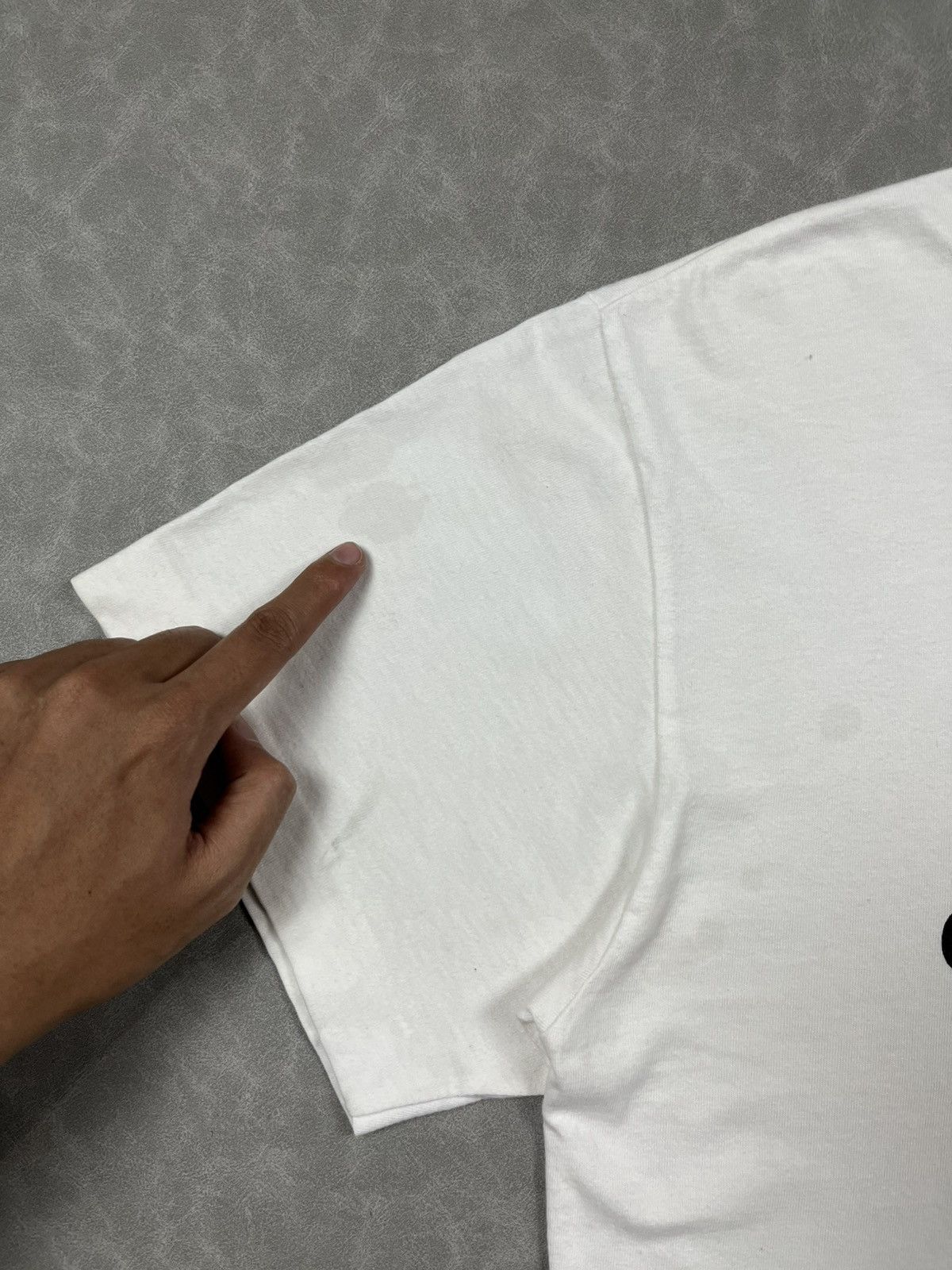 Comme des Garcons Comme Des Garcons big logo tee Size US L / EU 52-54 / 3 - 9 Thumbnail