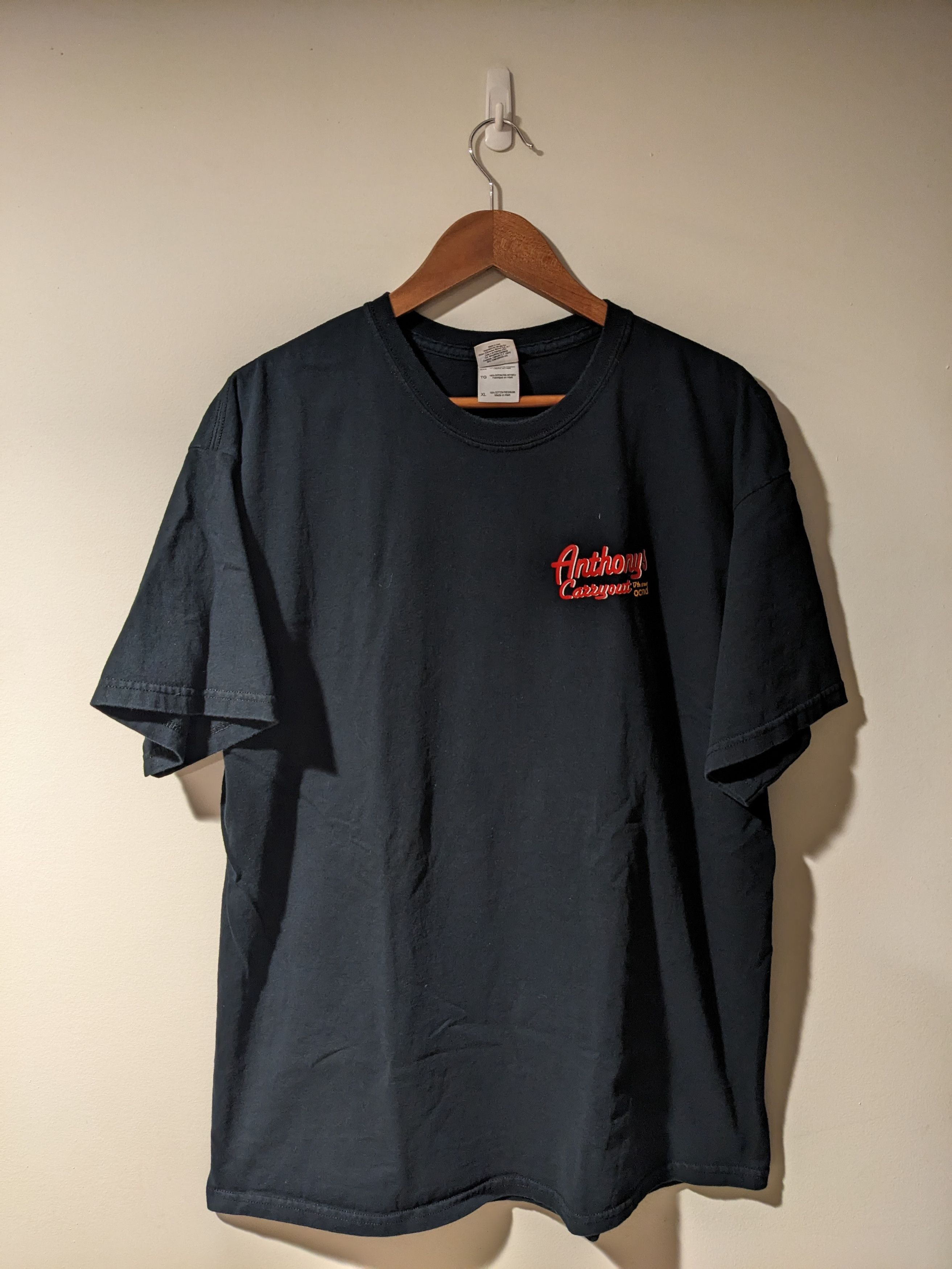 Vintage Vintage Y2K Anthony's Carry Out Big Beef Pin Up Girl T-Shirt Size US XL / EU 56 / 4 - 3 Thumbnail