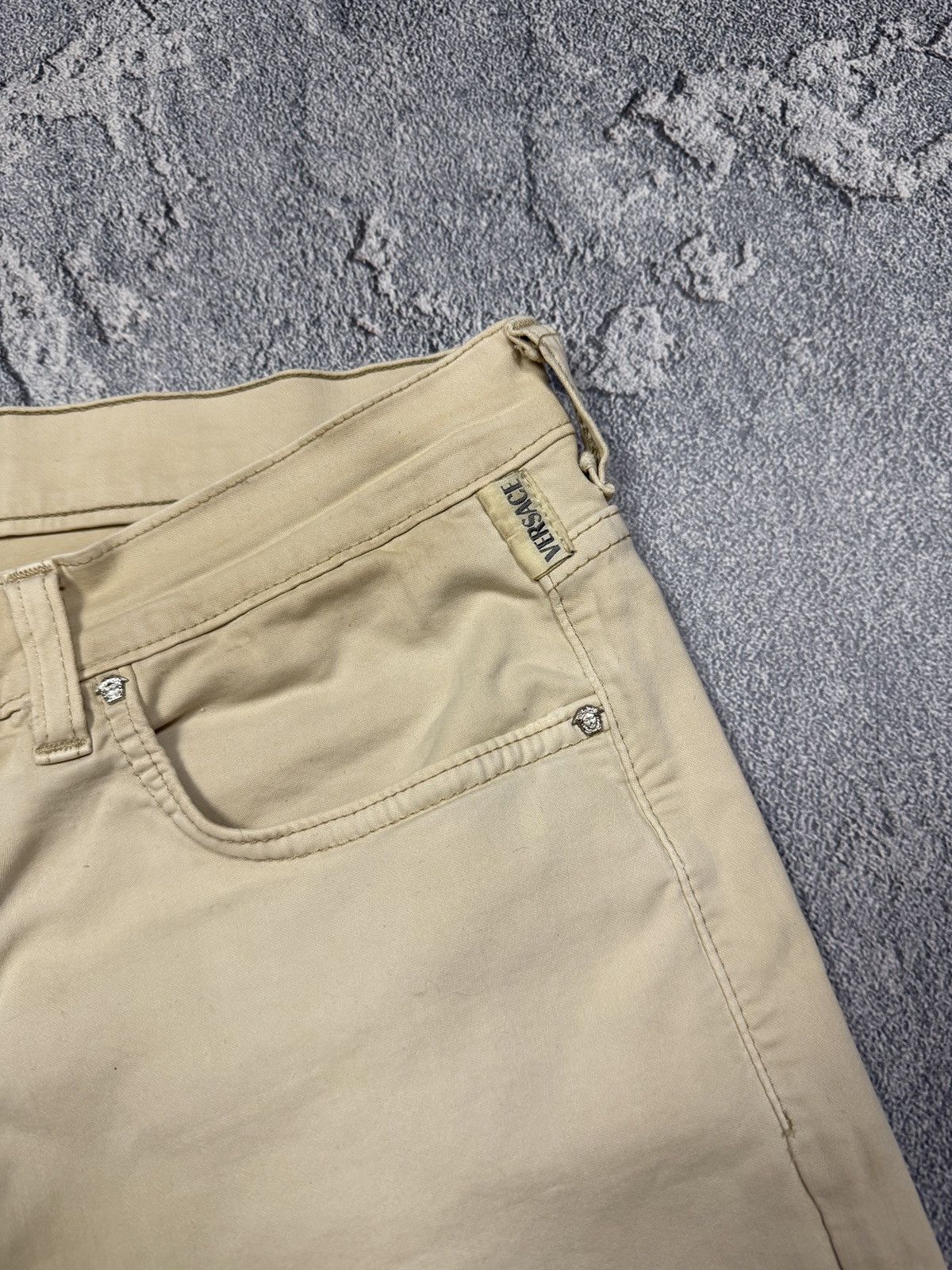 Versace Vintage Versace Jeans Signature With Metal Medusa Jeans Y2K Size US 35 - 4 Thumbnail