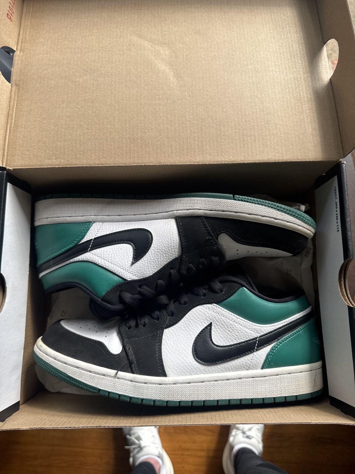 Jordan Brand × Nike Jordan 1 low-Mystic Green Size US 9.5 / EU 42-43 - 1 Thumbnail