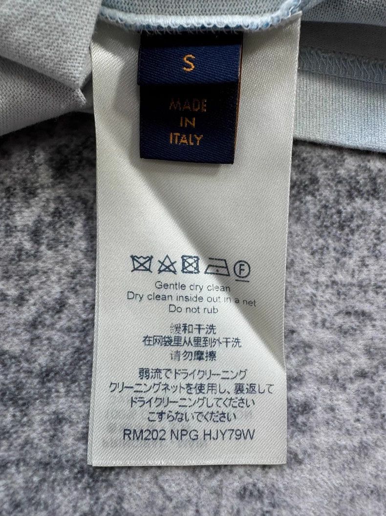 Louis Vuitton Louis Vuitton Blue Sky and White Cloud Short Sleeve Size US S / EU 44-46 / 1 - 5 Thumbnail
