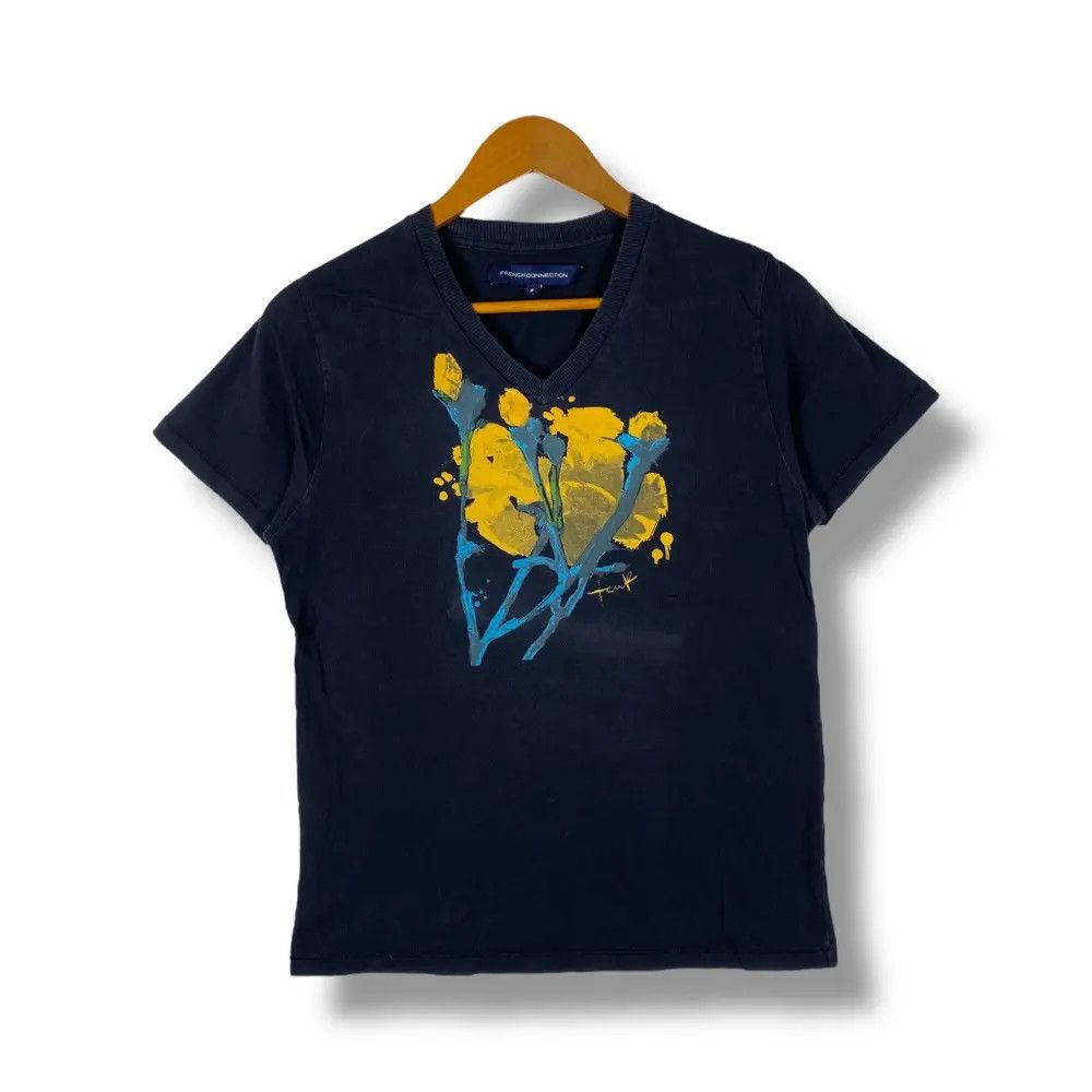 French Connection FRENCH CONNECTION Flowers Art Fcuk Tee Shirt Small Size Size US S / EU 44-46 / 1 - 1 Thumbnail